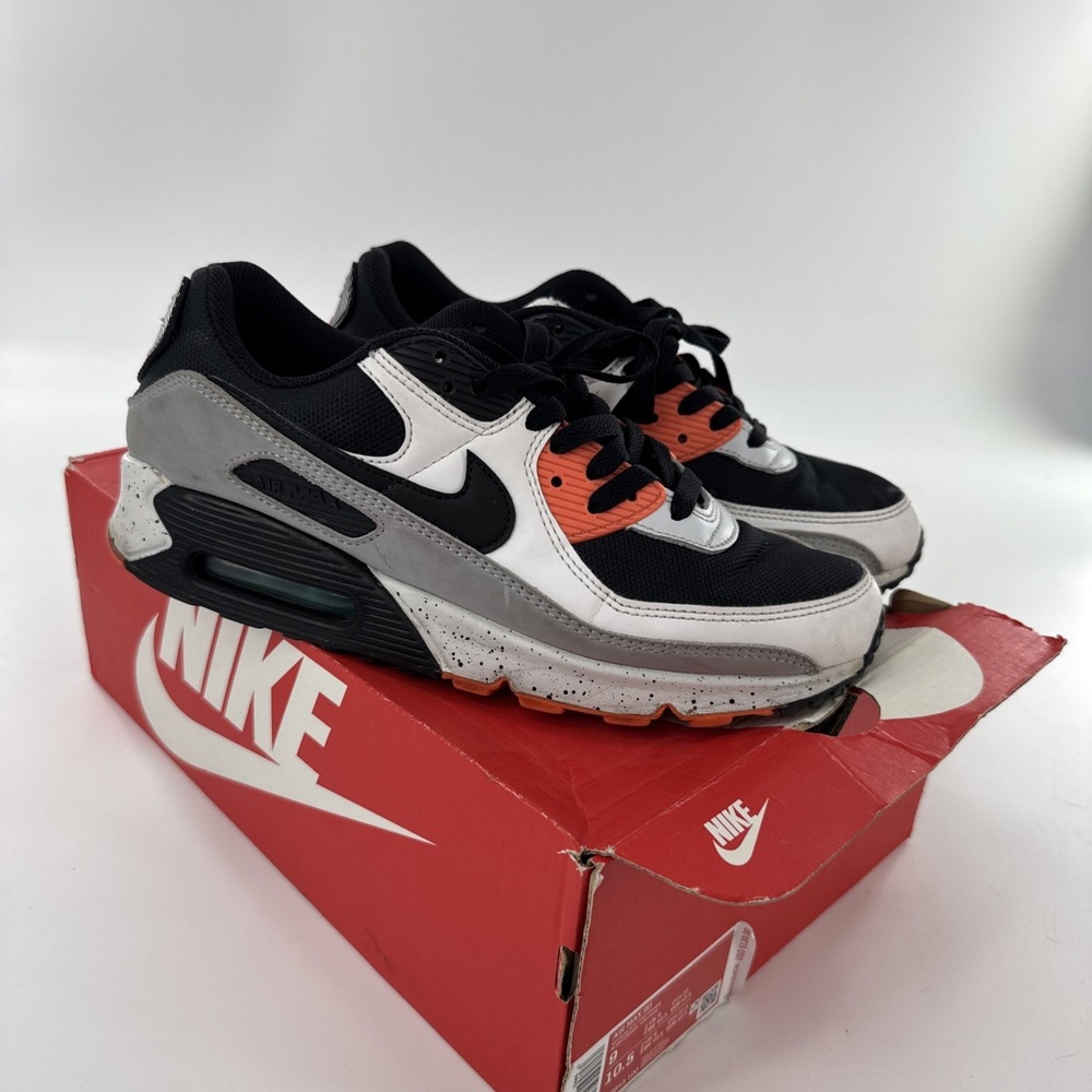 Nike Air Max 90 Black Turf Orange – Size 9 – With Box – Used